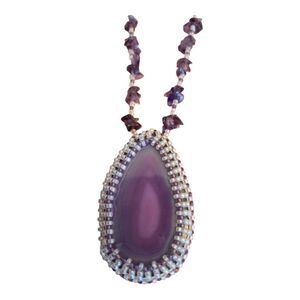 Purple Agate Slice Pendant Necklace on Amethyst Chip Chain Iredescent accents